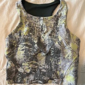 Lululemon top